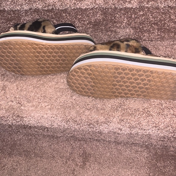 Steve Madden size 8 - Picture 2 of 3